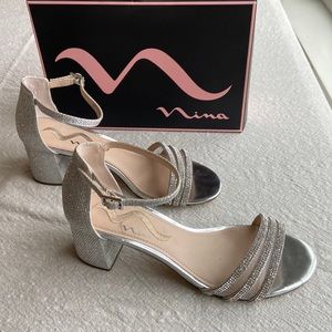 Nina Silver dream Nagida size 8m women shoes